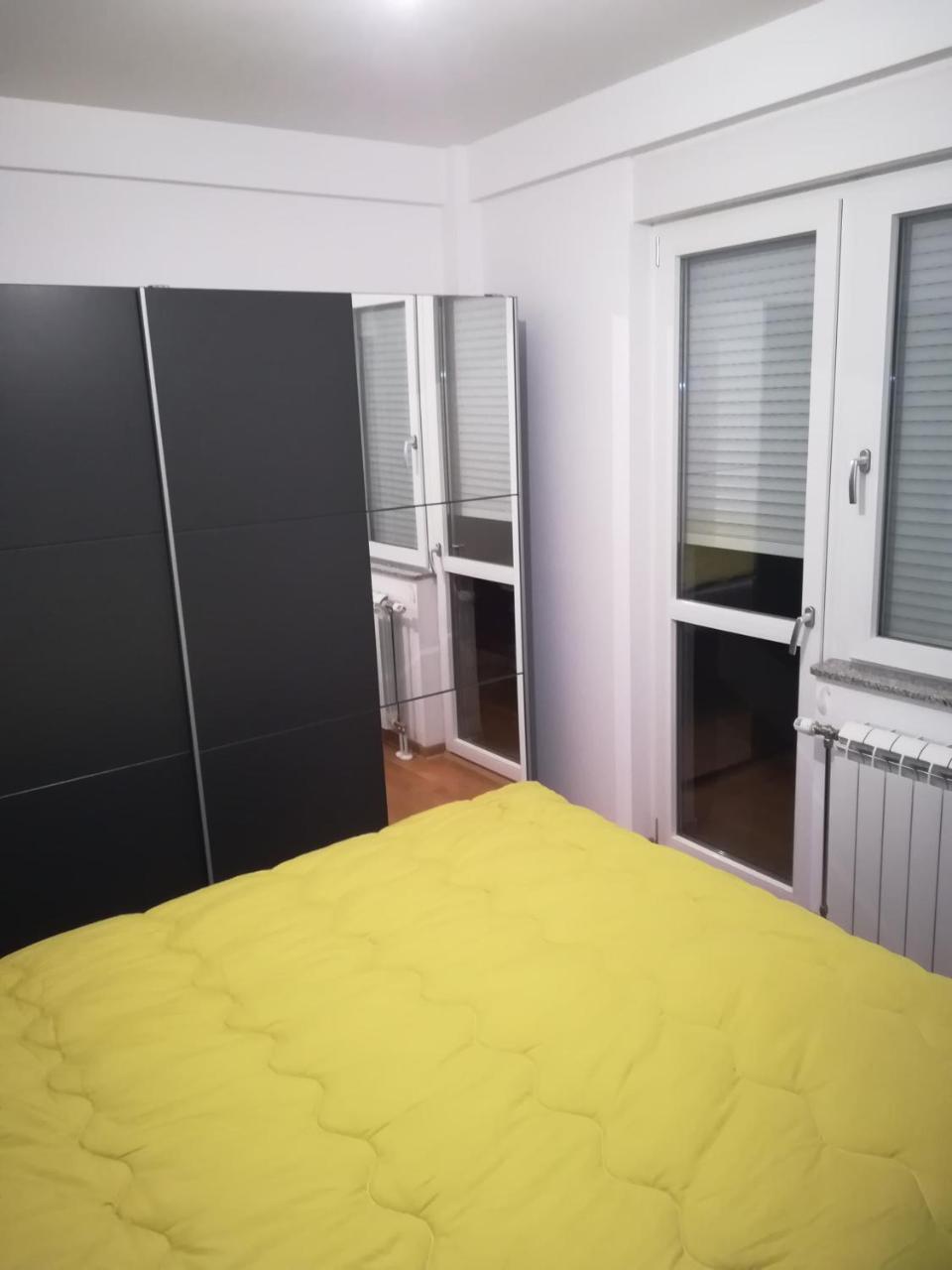 Butterfly Apartamento Čačak Exterior foto